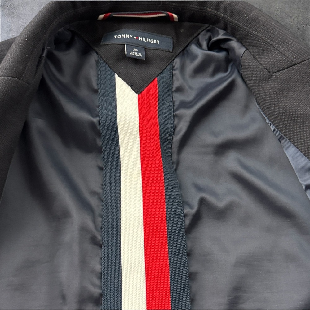 Tommy Hilfiger Mens Black Wool Blend Two Button Blazer Sport Coat 38R 78E5365 - Picture 2 of 16